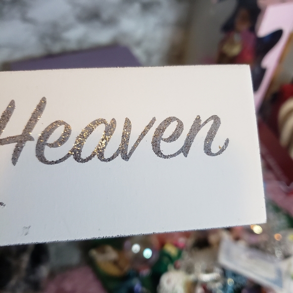 Every snowflake is a kiss from heaven wooden glitter sign - Picture 10 of 11